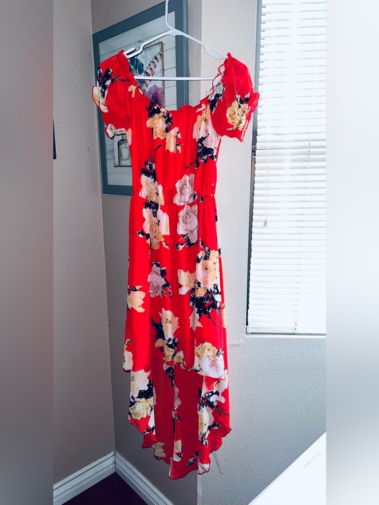 Rue21 Dresses & Skirts - NWT rue21 Red Floral Ruffle Dress